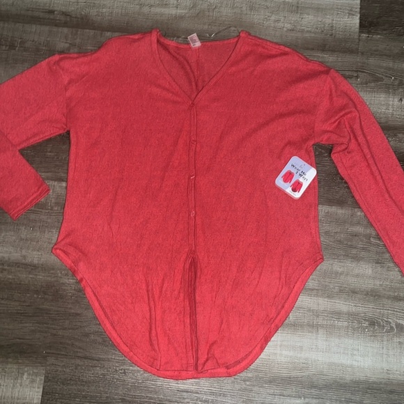 💜Tie Front button down wear it two ways - Picture 4 of 7